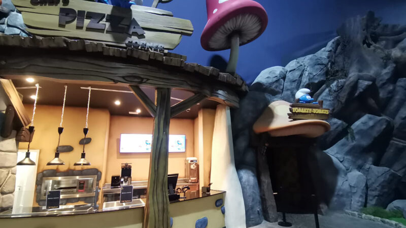 Smurfs scene ride by Colordrops
