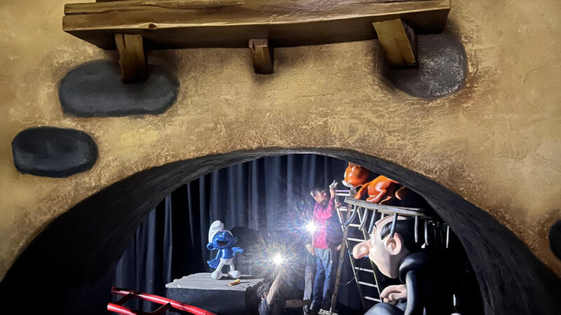 Smurfs scene ride by Colordrops